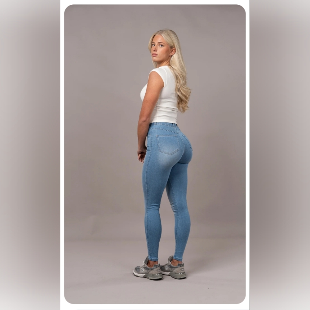 FITJEANS Sky Blue Denim
